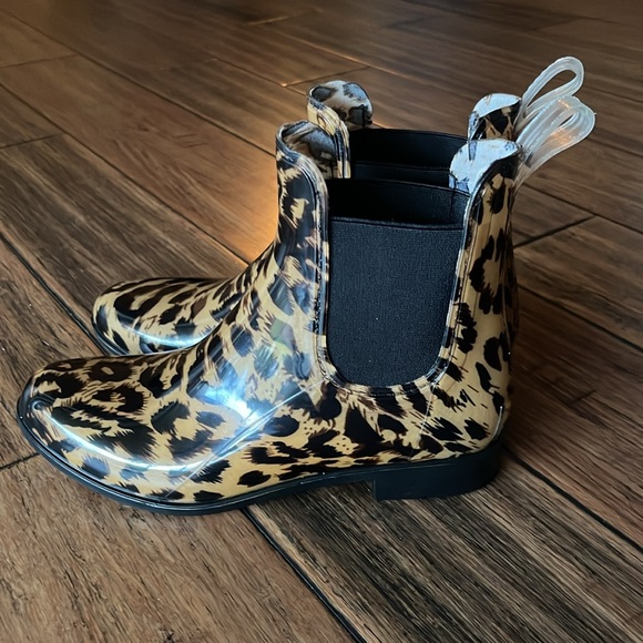 London Fog | Chelsea Boot - Leopard print - 7 - Picture 4 of 9